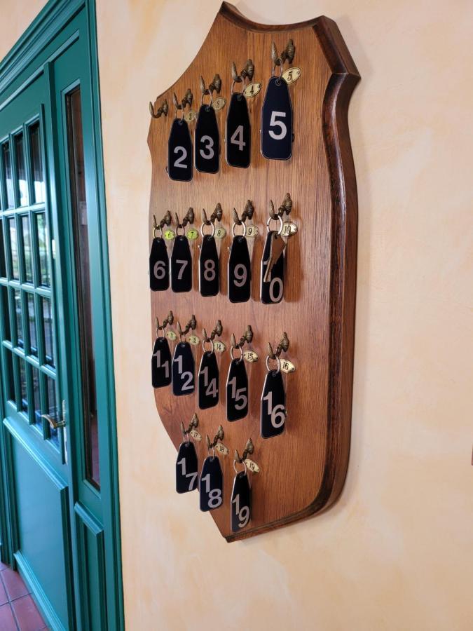 L'Auberge De L'Olive Домпиер-сюр-Бебр Екстериор снимка