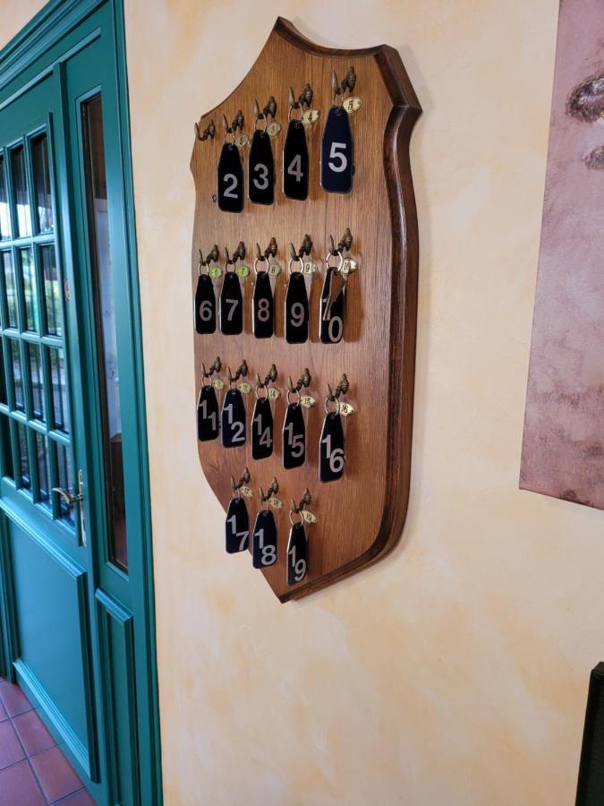 L'Auberge De L'Olive Домпиер-сюр-Бебр Екстериор снимка